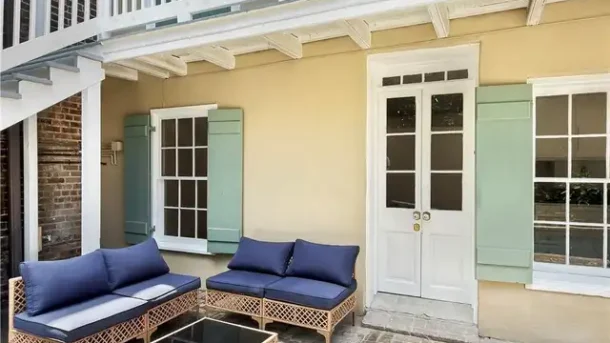 Modern French Quarter New Orleans Apartments Featuring Spacious Balcony Designs